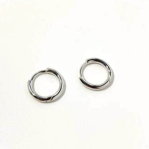 18k Gold Plated Sterling silver hoop Earrings - Picture 4 of 8